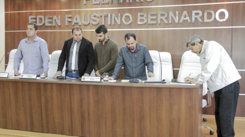 3ª Sessão Extraordinária do dia 19-04-2018 3ª Sessão Extraordinária do dia 19-04-2018